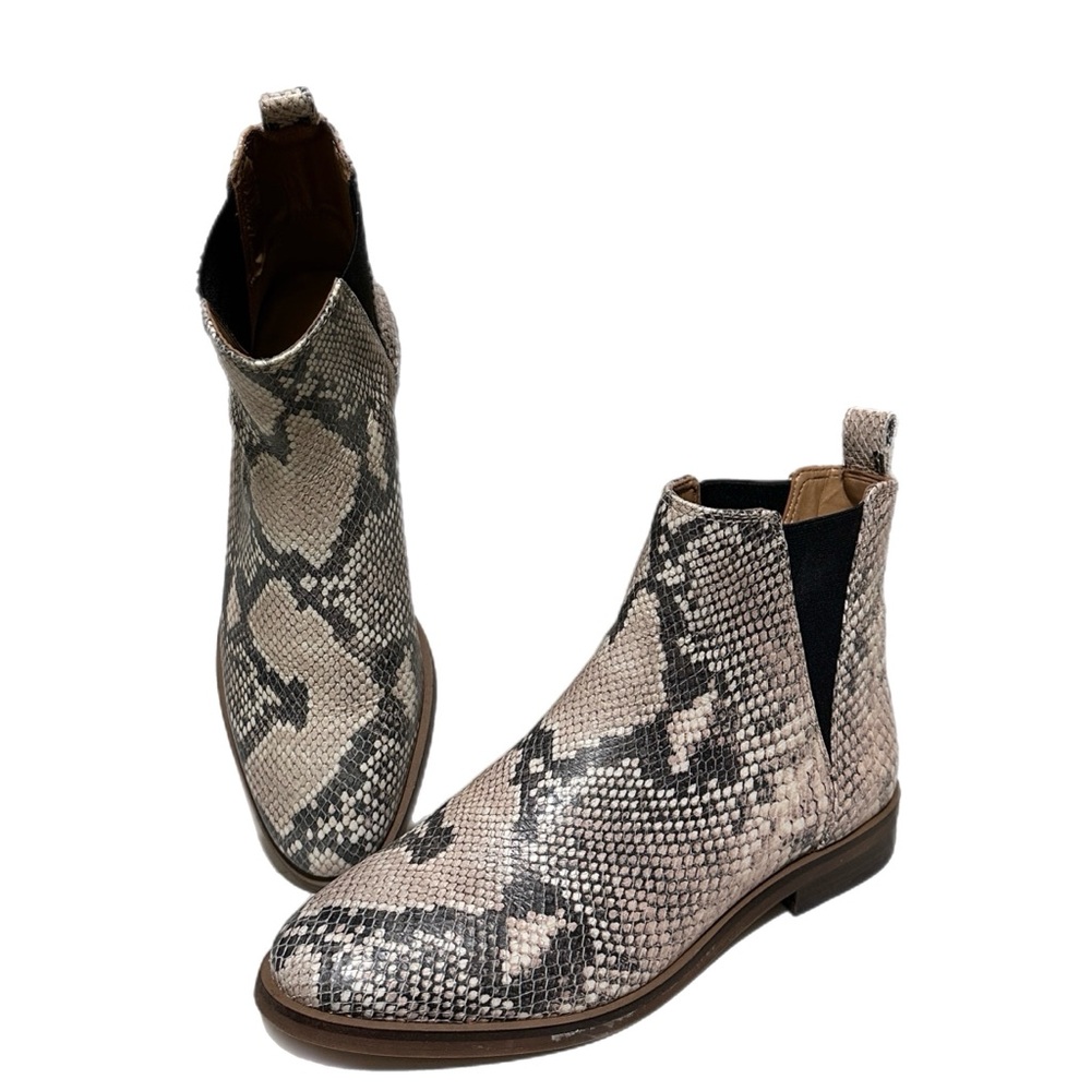 Lucky Brand Haylia Leather Chelsea Sneak Boots Size 8